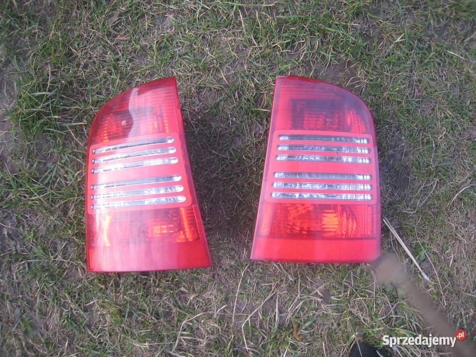 Lampa tylna prawa lewa Skoda Octavia I kombi 97 osobowe małopolskie Kraków