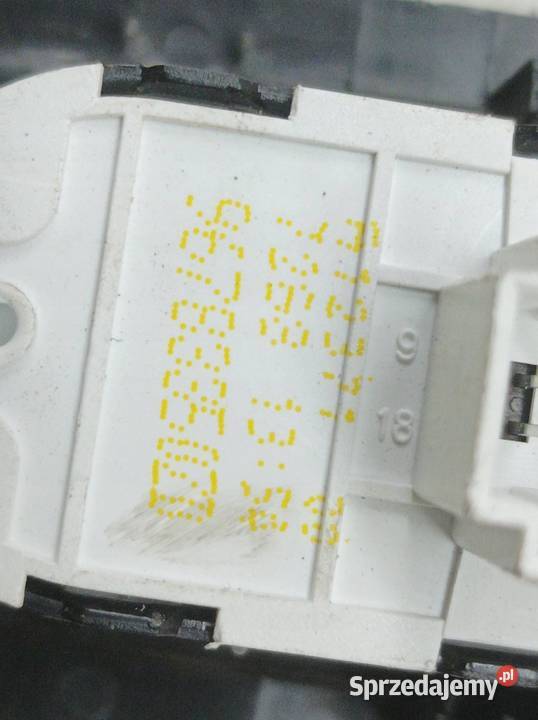 PRZEŁĄCZNIK SZYB LEWY PRAWY KPL 96783350ZD świętokrzyskie