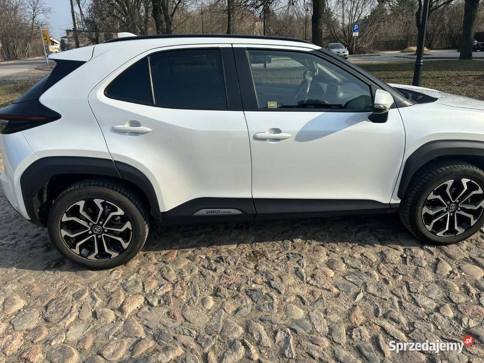 Toyota Yaris Cross Hybryda 2023 automatPierwszy Yaris Cross Płońsk