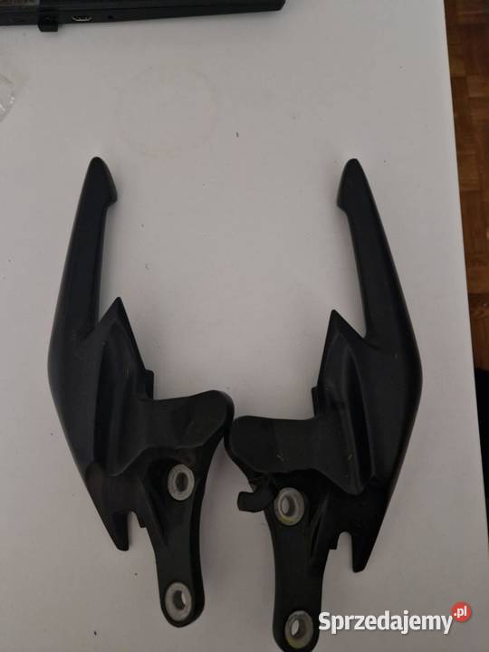 Uchwyt pasażera lewy czarny NH303M Honda CBR 125 Elementy nadwozia Warszawa