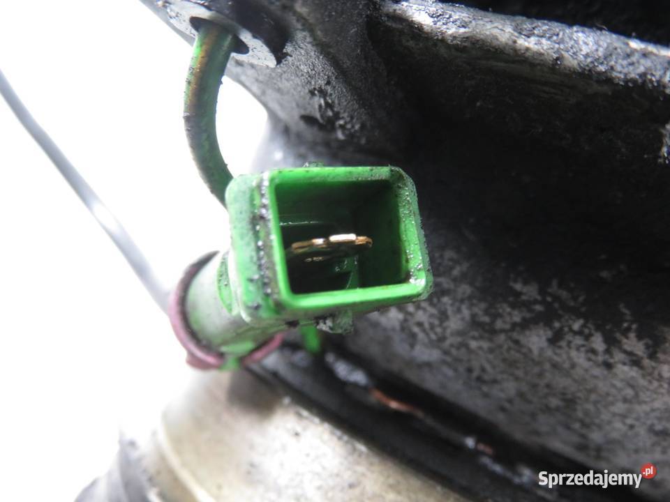 KOMPRESOR KLIMATYZACJI VW PASSAT B5 19 TDI osobowe Kompresory klimatyzacji Motoryzacja