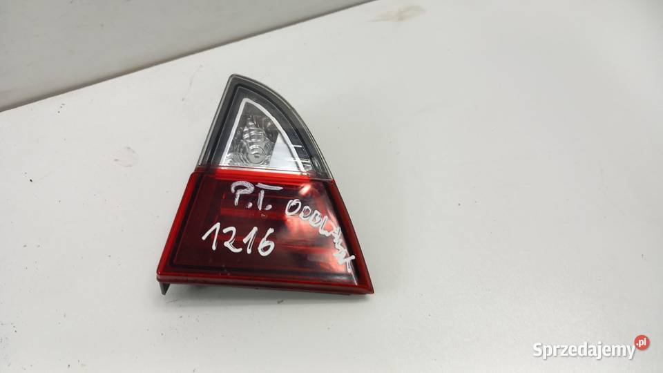 RENAULT MEGANE III CABRIO ODBLASK TYŁ PRAWY osobowe Światła stop sprzedam