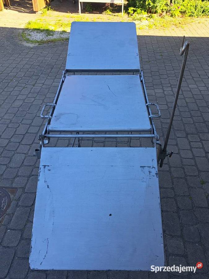Polowy stół operacyjny
