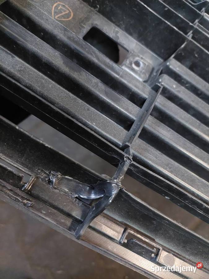 Suzuki Swift MK8 2017 Atrapa Grill Przod osobowe Kłobuck
