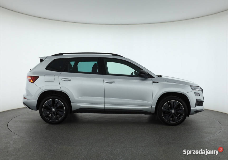 Skoda Karoq 15 TSI srebrny Piaseczno