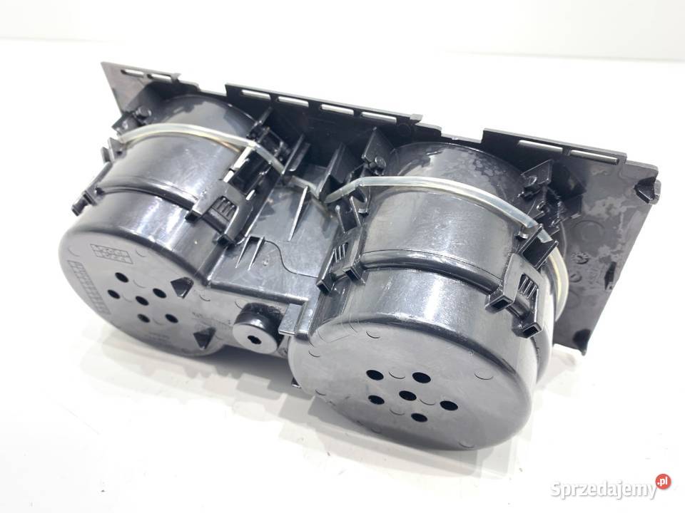 UCHWYT NA NAPOJE VW GOLF VII 5G0862531 Hatchback