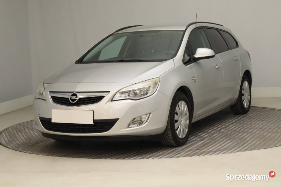 Opel Astra 14 T Rok produkcji 2012 Astra mazowieckie