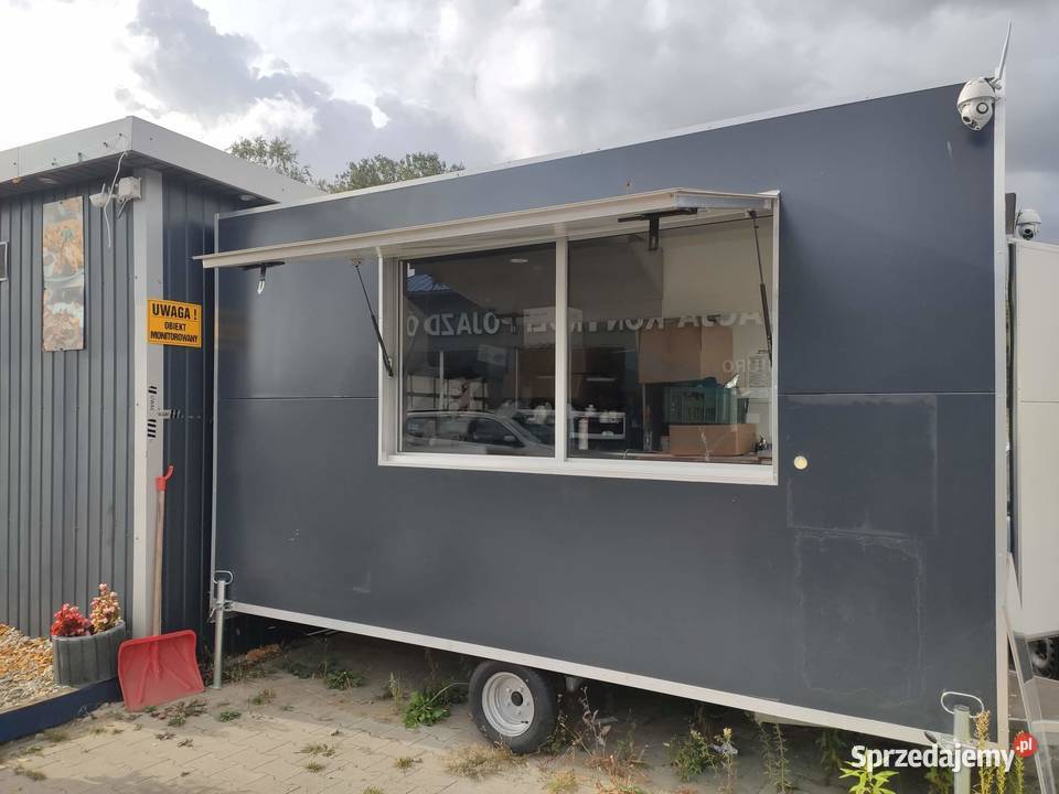 Okno przesuwne w bok podawcze do kontenera baru Kraków