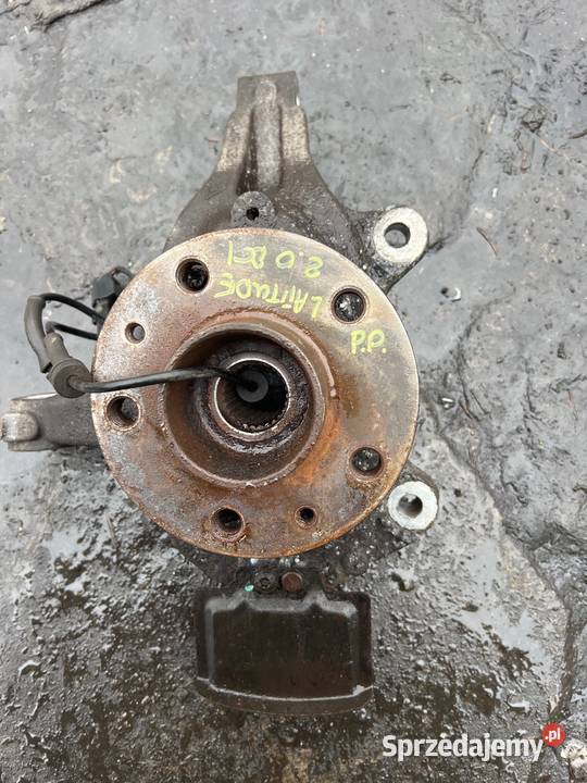 Zwrotnica Piasta prawy przód Renault Latitude 20 Radzyń Podlaski sprzedam