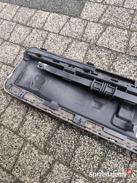 Audi A2 grill lift