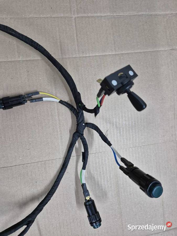 Instalacja elektryczna świateł awaryjnych Ursus Goleniów sprzedam