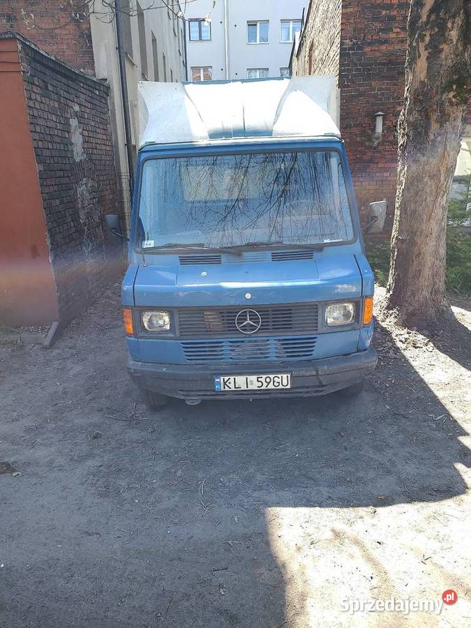 Sprzedam mercedesa kaczke 207D