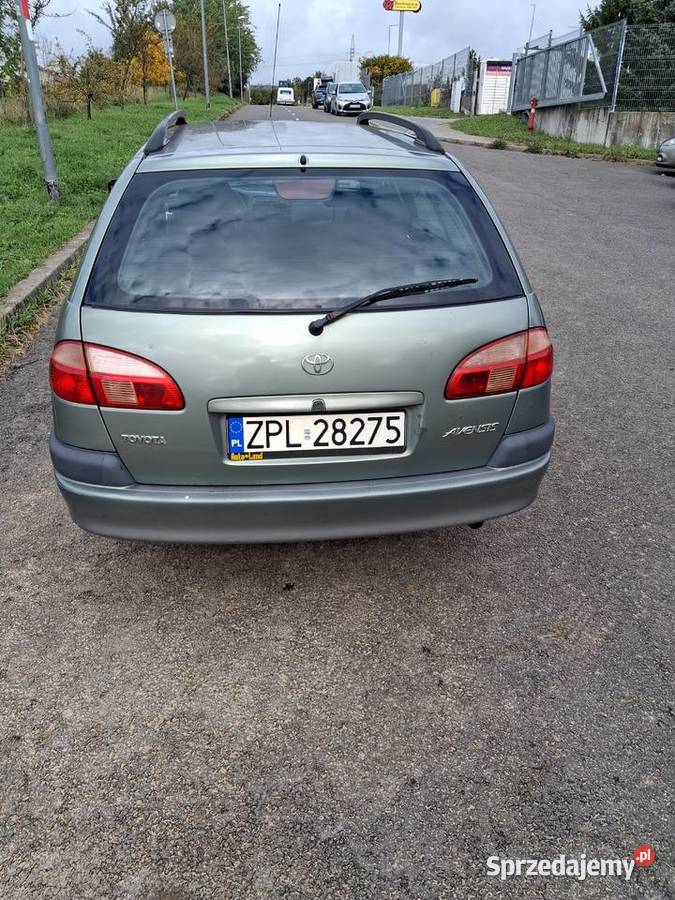 Toyota Avensis 2002r 18 vvti combi Szczecin