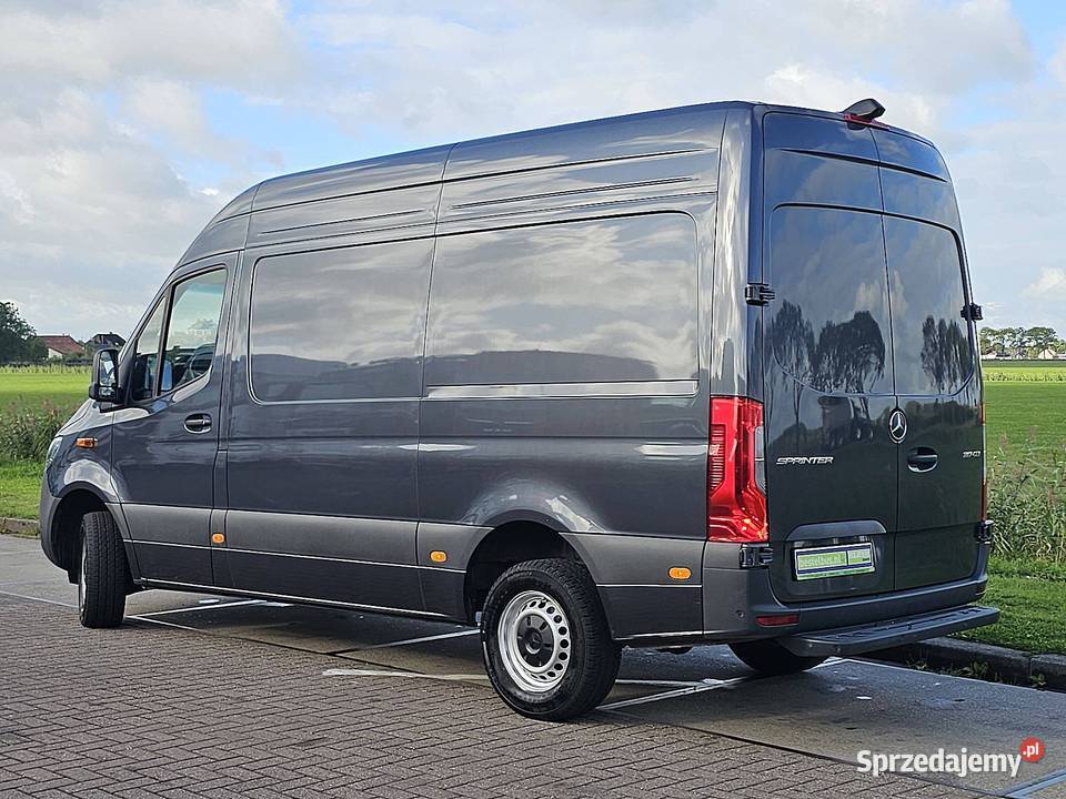 MercedesBenz SPRINTER 317 L2H2 Mbux10 LED AC pomorskie