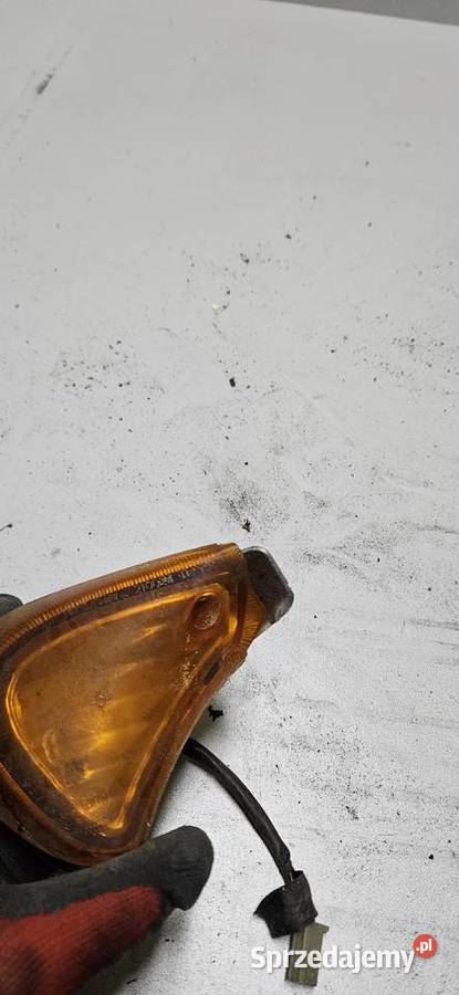 Honda varadero 125 kierunkowskaz przód prawy Rybarzowice sprzedam
