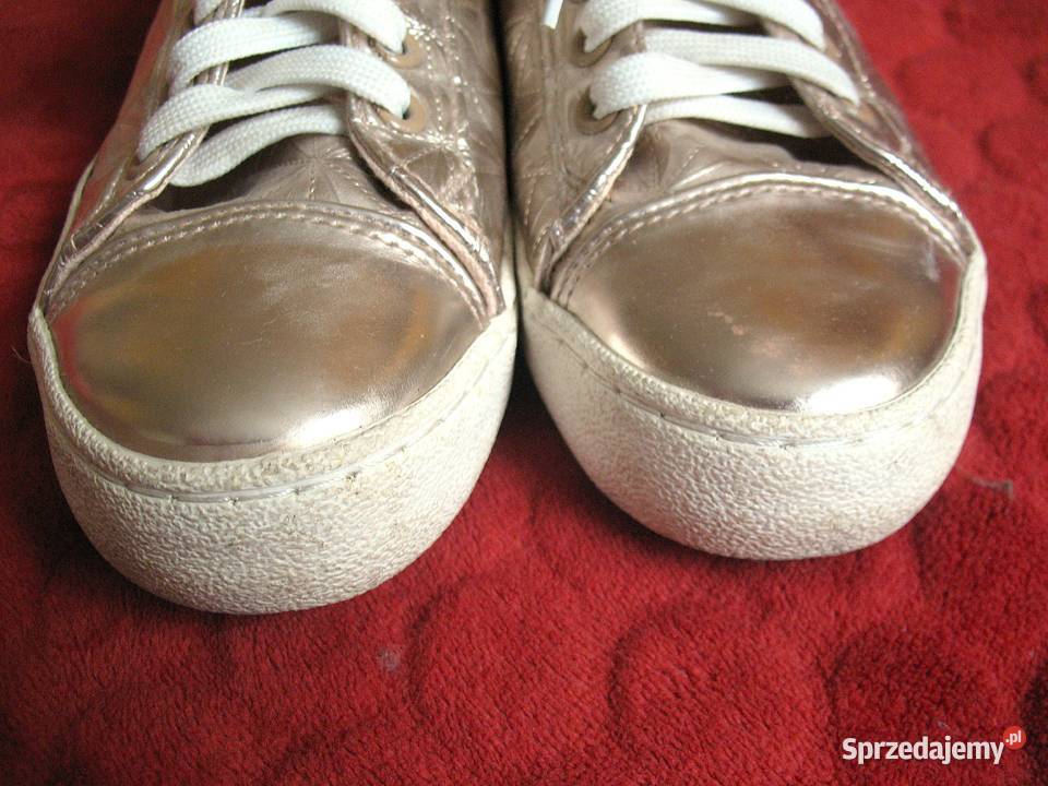 Buty sportowe rozmiar 40 wkładka 245