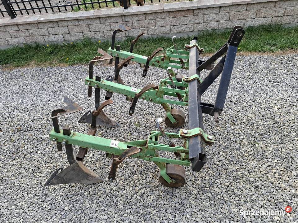 Obsypnik Redełka Opielacz 3 rzędowy nieuszkodzony Radom