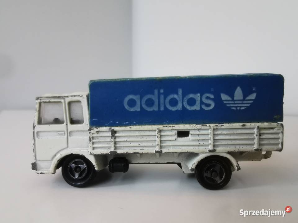 Majorette Resorak Ciężarówka Saviem Adidas podkarpackie Rzeszów