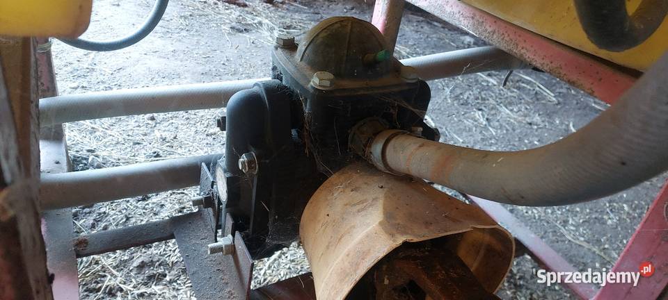 Opryskiwacz 400 450 litrów Jarmet Pęchratka Mała