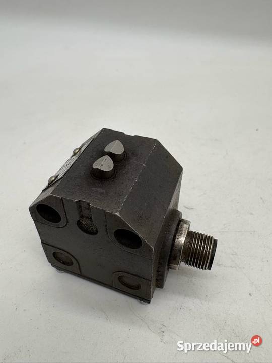 Balluff BNS 519B2D084013S80 Limit switch