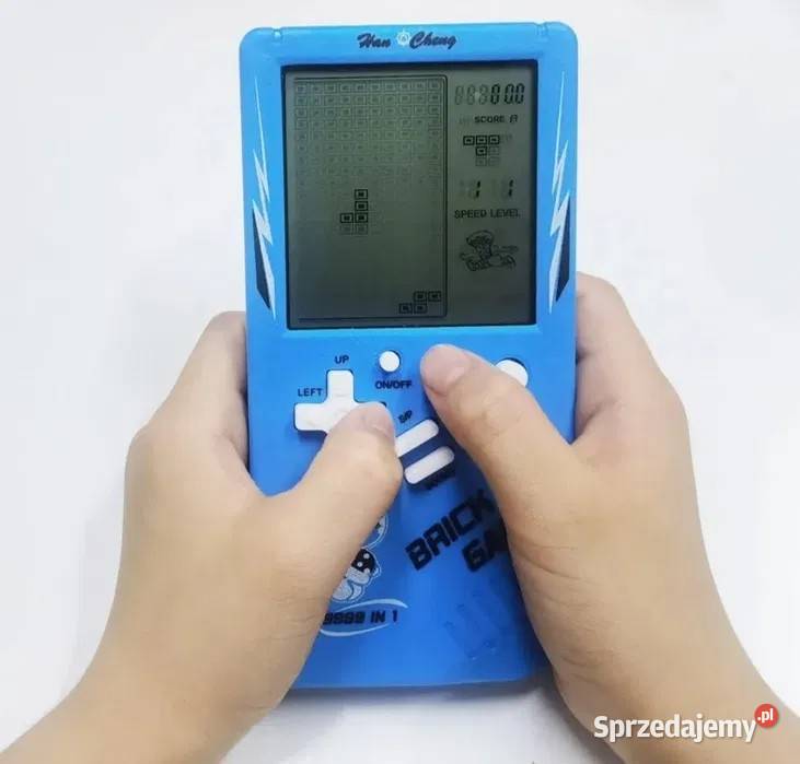 Przenośna konsola do gier na dwie baterie AA Kraków sprzedam