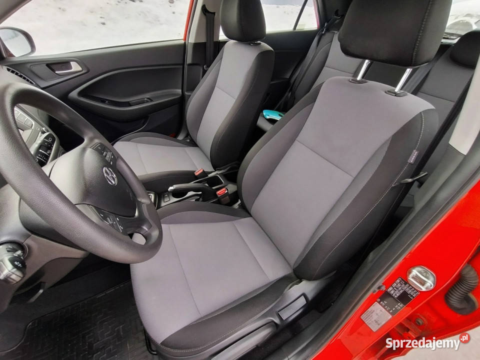 Hyundai i20 12 KrajowyNiski przebieg II 20142020 garażowany sprzedam