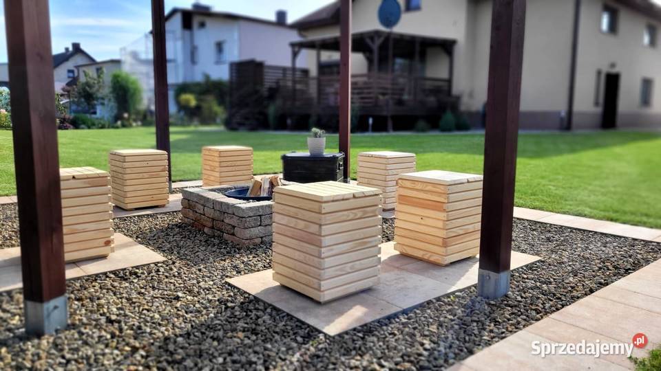 Siedzisko ogrodowe drewniane tarasowe pufa drewno Kalety