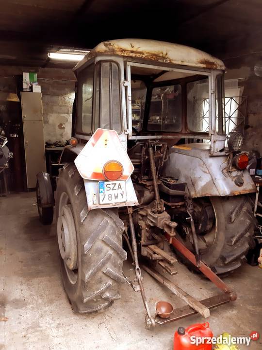 Ciągnik URSUS C 330