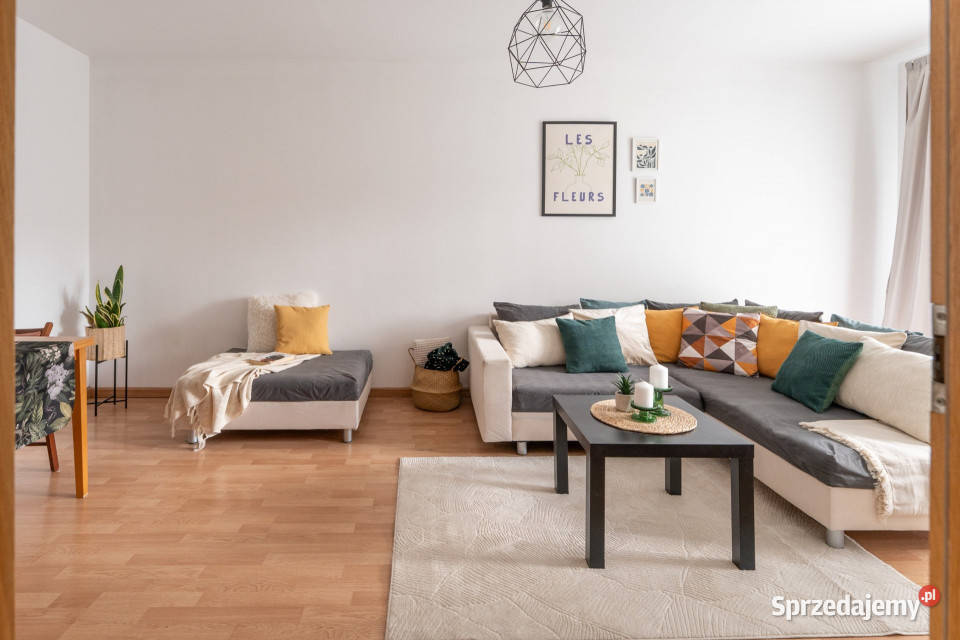 Dwa pokoje na zielonym Mokotowie plus balkon i