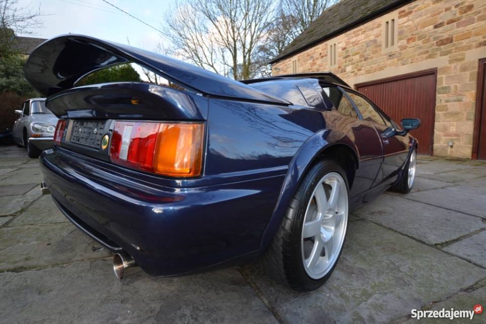 Lotus Esprit 35 V8 V8 S4 nieuszkodzony Kalisz