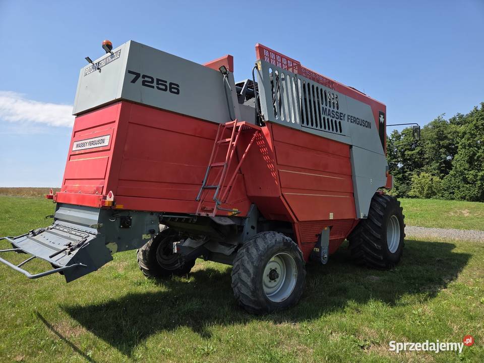 Kombajn Massey Ferguson 7256 PowerFlow nieuszkodzony