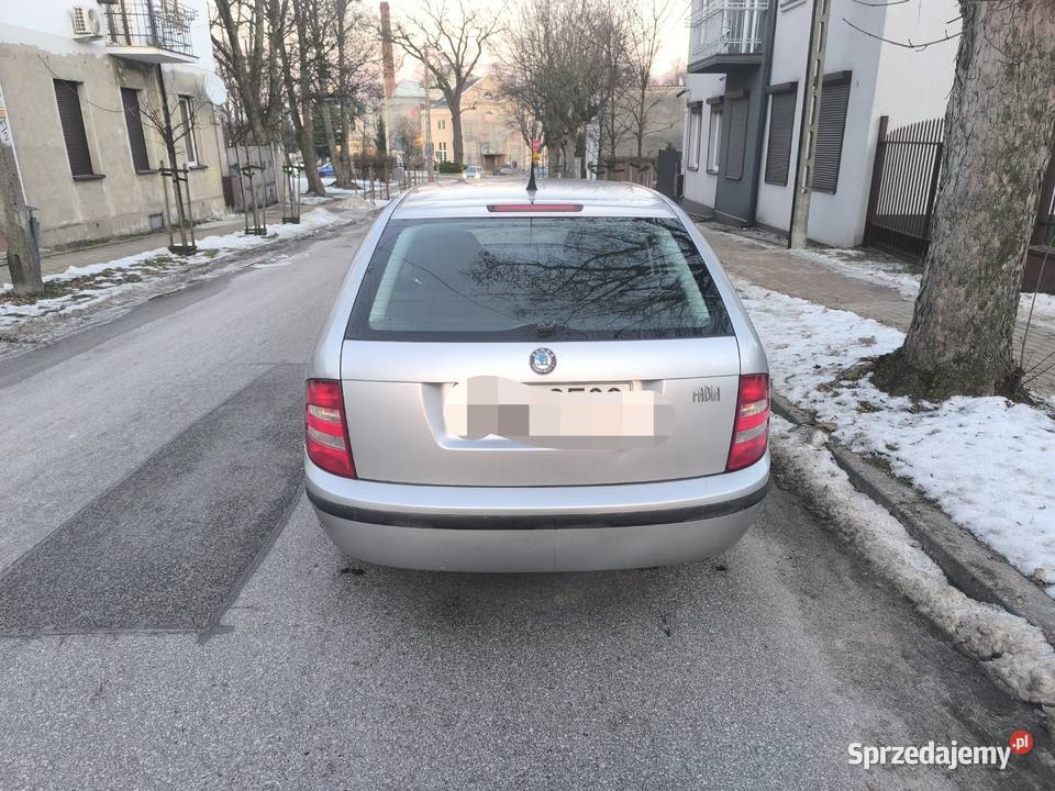 Fabia niski przebieg długie opłaty lpg 159631km Zgierz