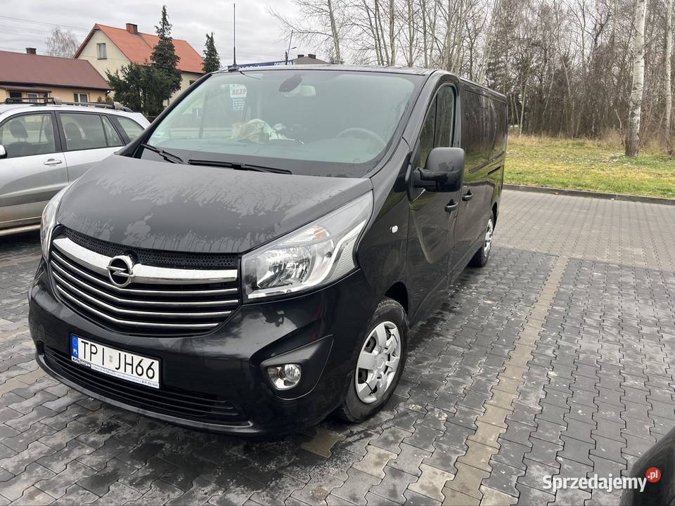 Opel Vivaro Rok produkcji 2017 Chroberz