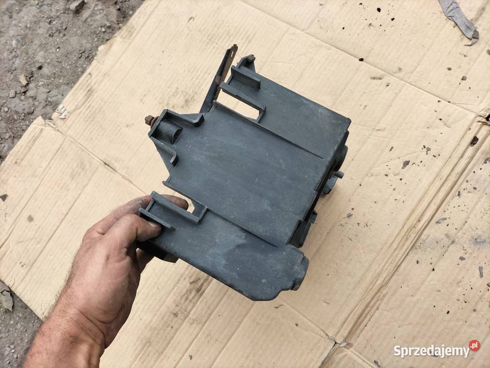 FORD FIESTA MK5 MK6 PODSTAWA AKUMULATORA lubelskie