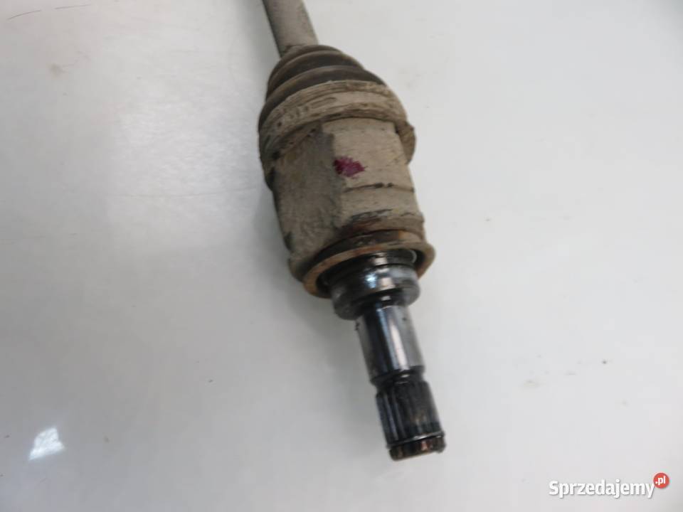 PÓŁOŚ PRAWA TYLNA TOYOTA RAV 4 III 22 D 4WD osobowe