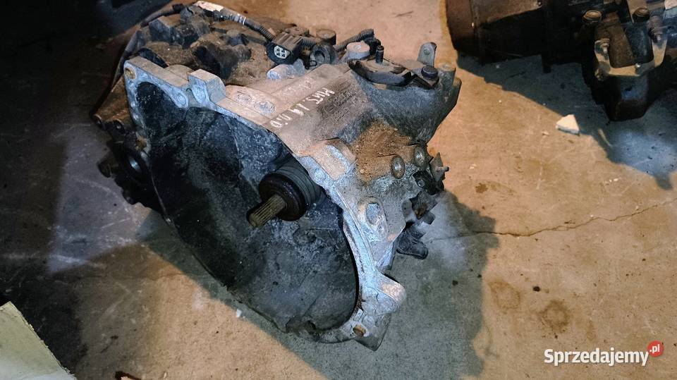 Mitsubishi Space Star Carisma Volvo V40 S40 19 osobowe Domasław sprzedam