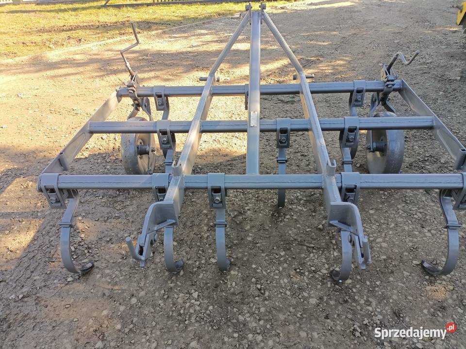 Kultywator 1 8 metra do C330 T25 nieuszkodzony Jasło