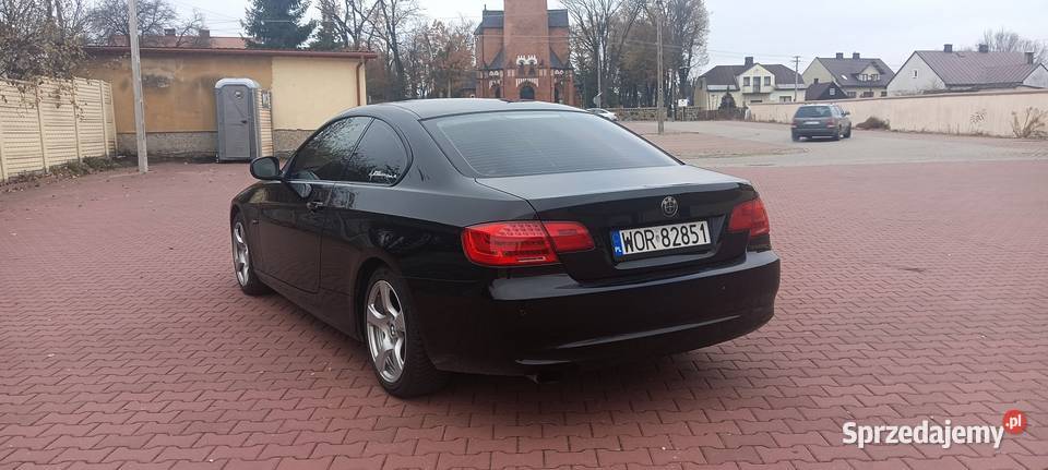 Sprzedam BMW seria 3 e92 LCI 320i 2011r czarny Ostrów Mazowiecka