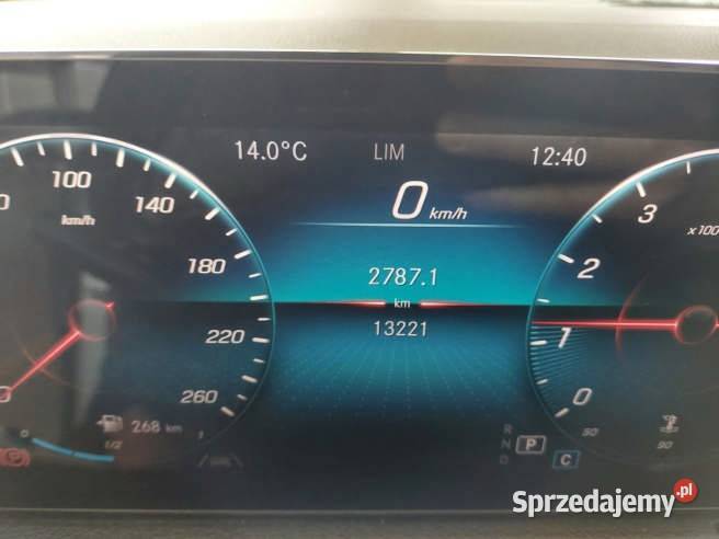 MERCEDESBENZ GLB 200 2022 1332 ccm 163
