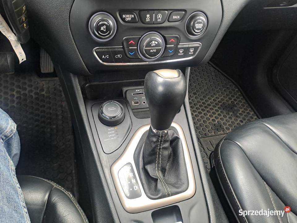 Jeep Cherokee 22 diesel 4x4 200678km