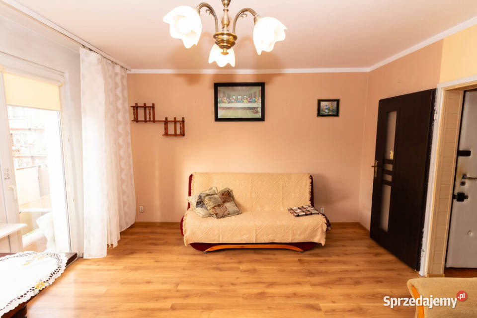 Kawalerka 2 pokoje z balkonem 2 piętro Stawki świętokrzyskie Ostrowiec Świętokrzyski