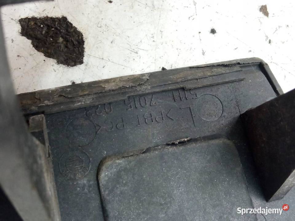 OSŁONA 475 SPRYSKIWACZA REFLEKTORA LEWA PRAWA osobowe