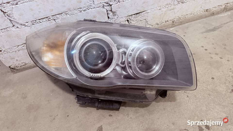 Prawy Xenon do BMW e87 2009 komplet Turek