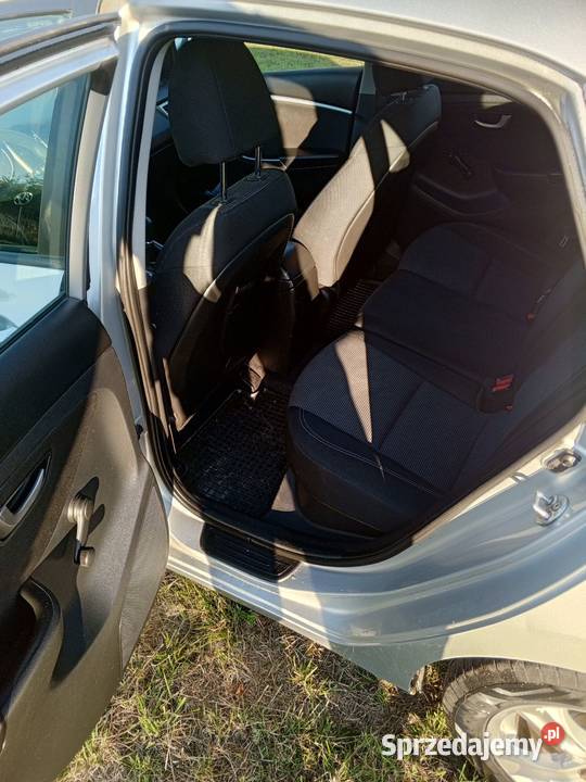 Hyundai i30 Polski salon 90KM Nisko