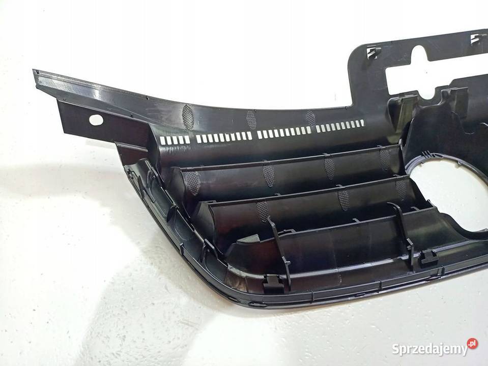 VW Touran I 1T 20032006 ATRAPA GRILL PRZÓD osobowe Atrapy Skarżysko-Kamienna