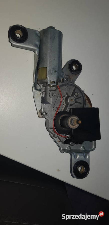 BMW E46 COMPACT SILNICZEK WYCIERACZKI TYŁ Lublin