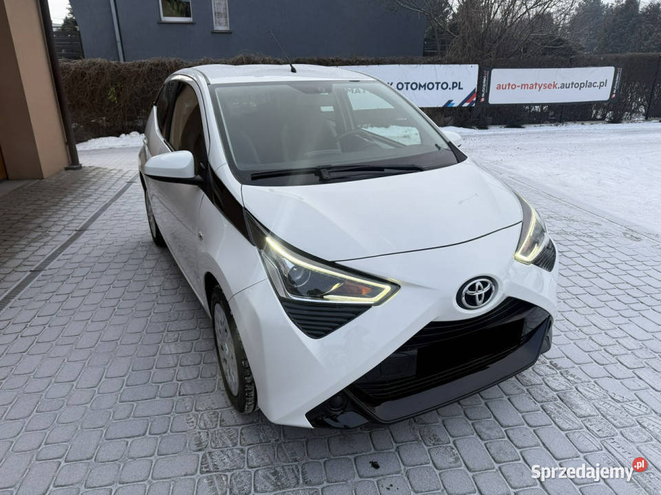 Toyota Aygo 10 72 Klima Kamera CarPlay II 2014 sprzedam