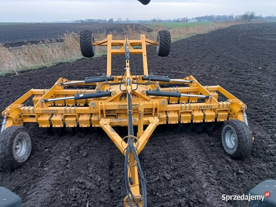 Brona talerzowa talerzówka staltech uh 40 4m nieuszkodzony Czołowo