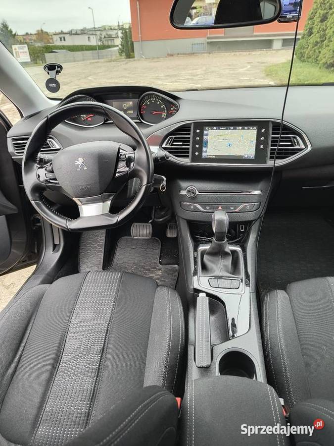 Peugeot 308 T9 12 benzyna 2014r Kombi kujawsko-pomorskie Świecie
