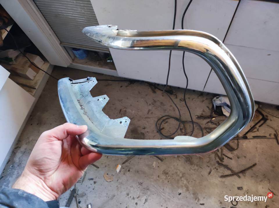 Lampa lewa Mitsubishi Pajero Sport ramka lampy osobowe Radom